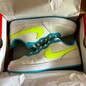 Nike Kids Court Borough low 2 sneakers! (Also fits women’s size 8-9)